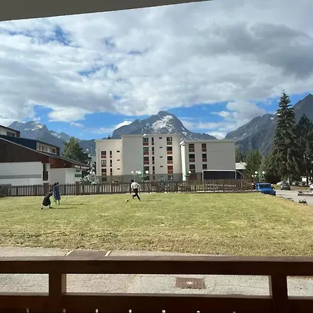 Aux Pieds Des Pistes *