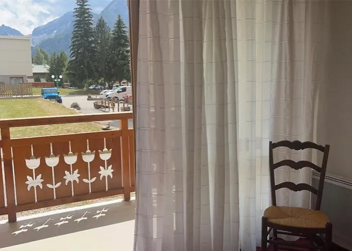 Aux Pieds Des Pistes *